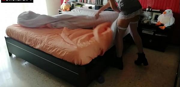  Girl from nude maid service - spycam Lollolara91